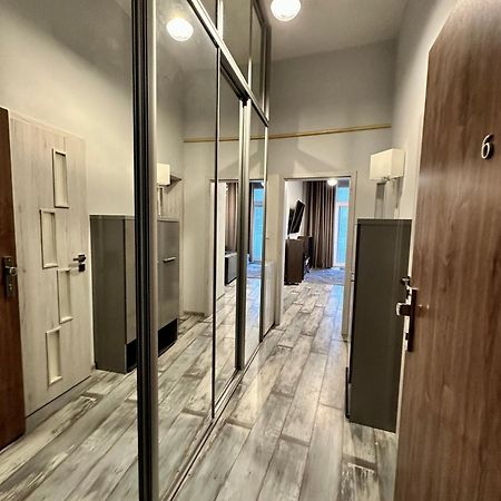 פופראד Royal City Centre Apartment מראה חיצוני תמונה