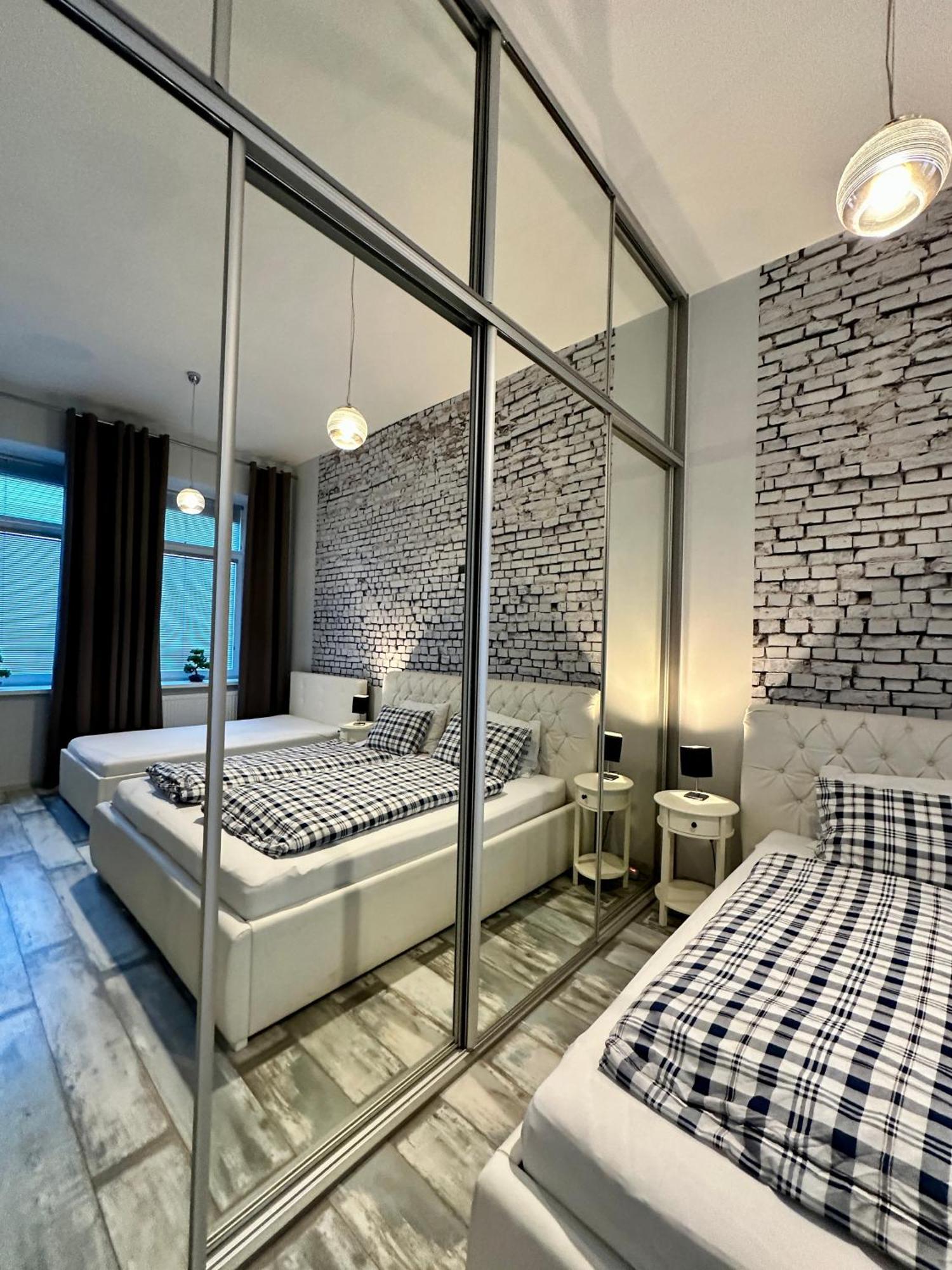 פופראד Royal City Centre Apartment מראה חיצוני תמונה