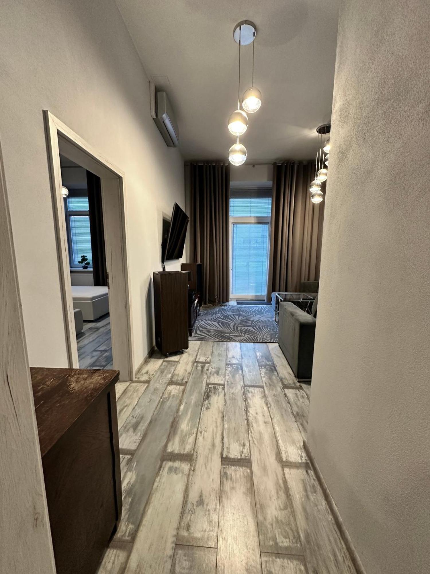 פופראד Royal City Centre Apartment מראה חיצוני תמונה