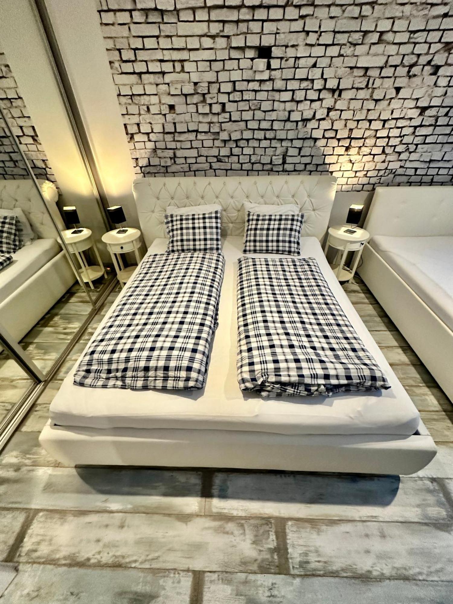 פופראד Royal City Centre Apartment מראה חיצוני תמונה
