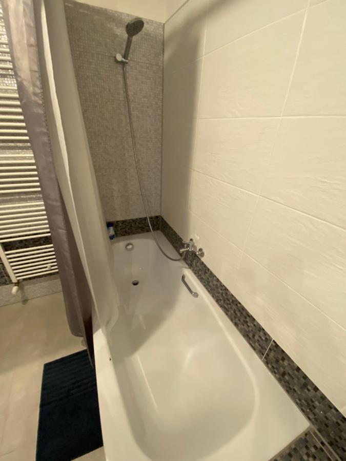 פופראד Royal City Centre Apartment מראה חיצוני תמונה